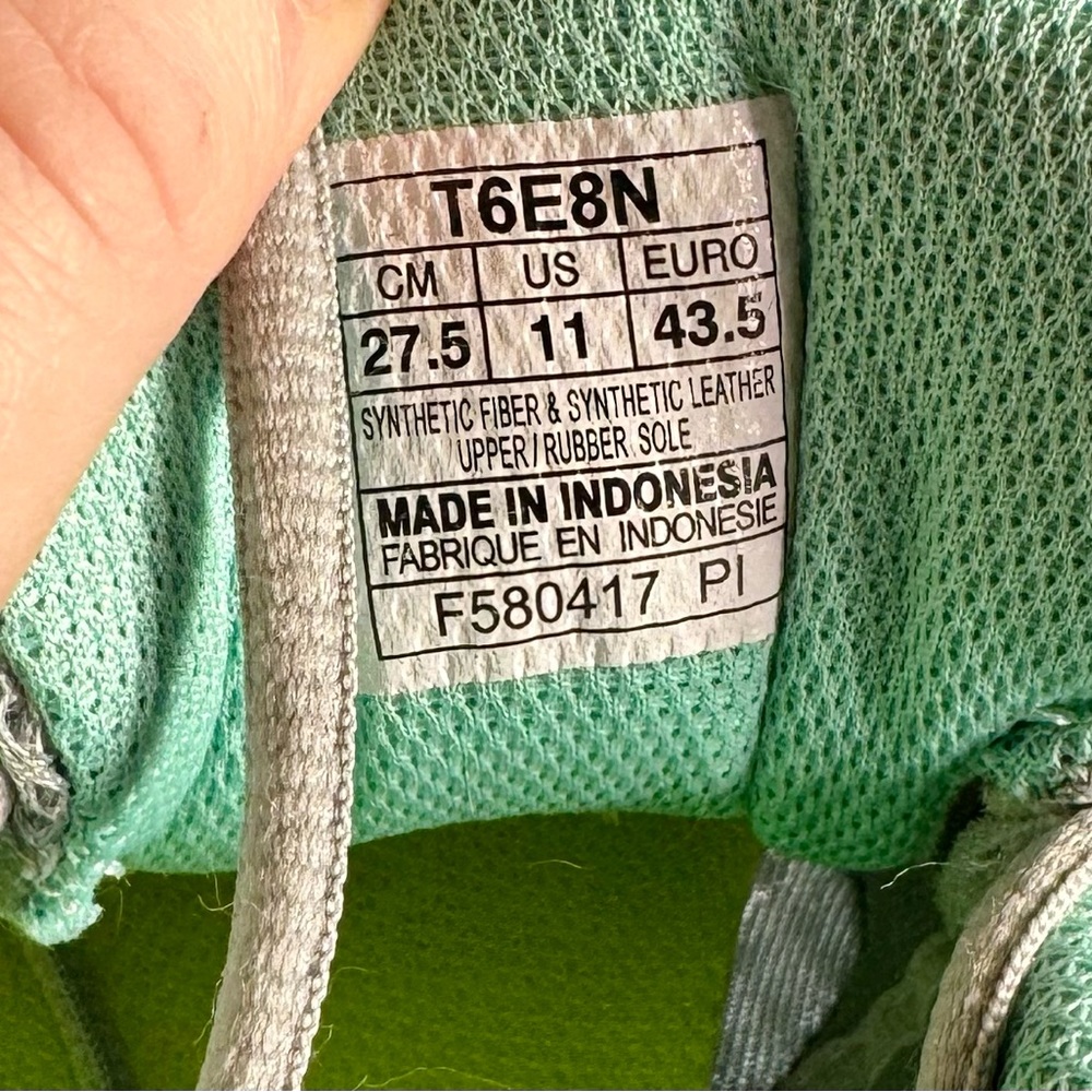 ASICS - Picture 4 of 4